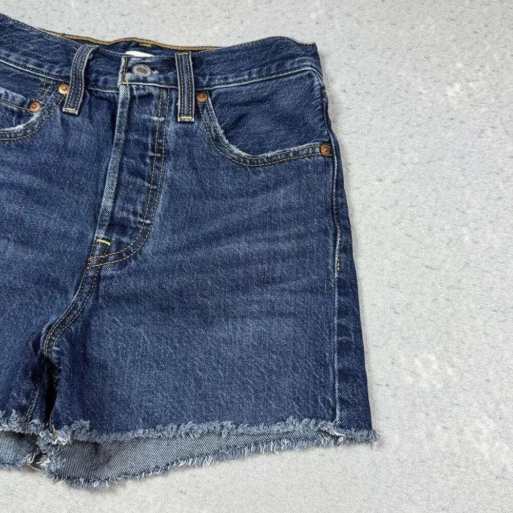 Levis Ribcage Jean Shorts Women’s Size 24 Light Wash Denim Cut Offs Pockets